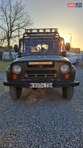 Позашляховик / Кросовер УАЗ 469Б 1975 в Ланівці