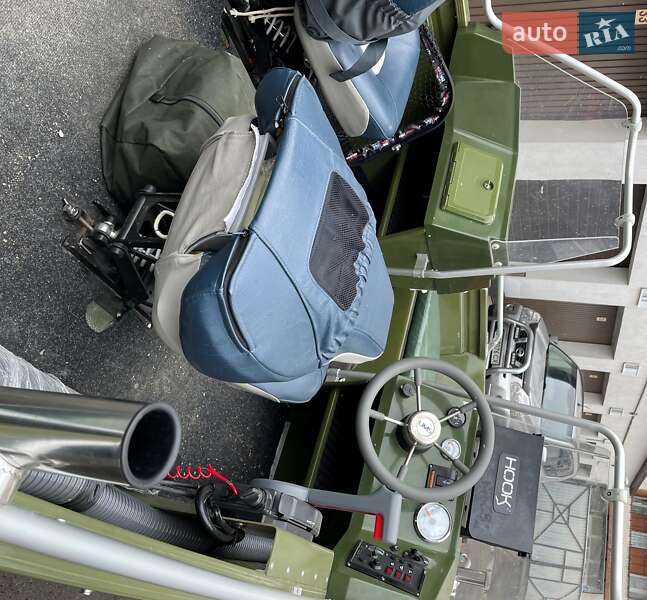 Катер UMS 450 2011 в Хмельницком