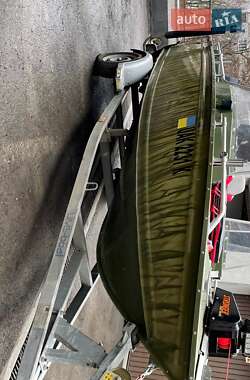 Катер UMS 450 2011 в Хмельницькому