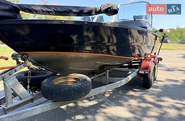 Човен UMS 500 2017 в Києві