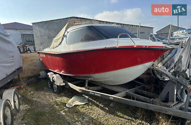 Катер UMS 600 2005 в 