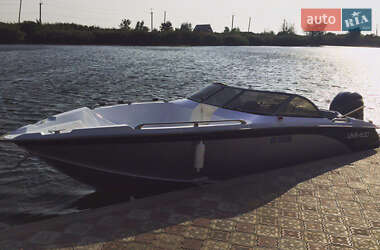 Катер UMS 600 2011 в Николаеве