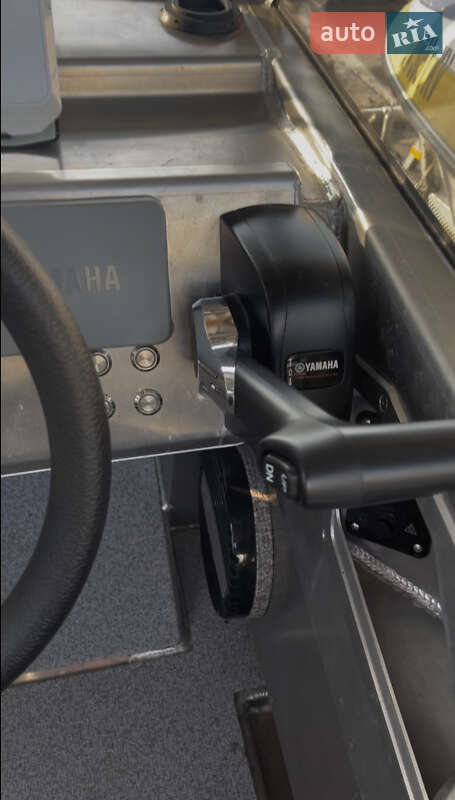 Катер UMS Tuna 585 DC 2021 в Киеве фото 24 Катер UMS Tuna 585 DC 2021 в Киеве