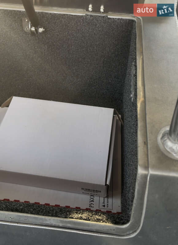 Катер UMS Tuna 585 DC 2021 в Киеве фото 29 Катер UMS Tuna 585 DC 2021 в Киеве