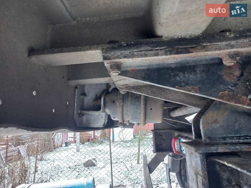 Самосвал полуприцеп United Trailers 6017 2003 в Лубнах