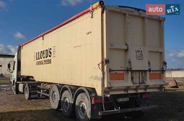 Зерновоз - полуприцеп United Trailers 804277 2002 в Самборе