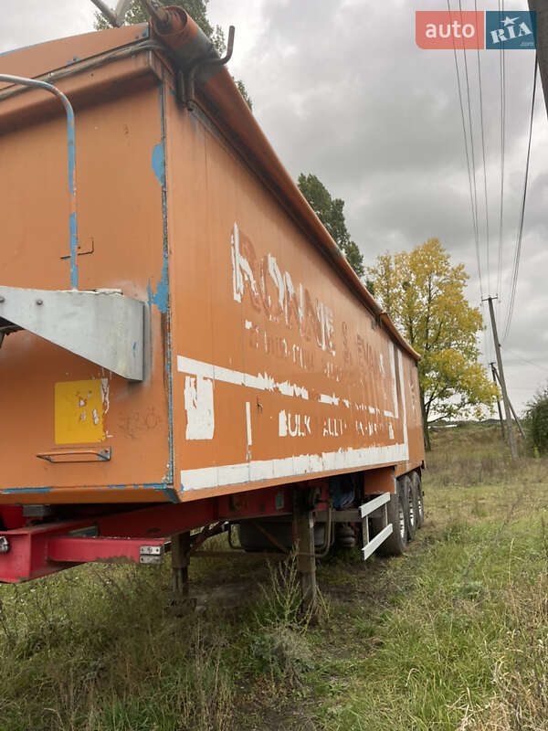 Зерновоз - полуприцеп United Trailers 804277 2004 в Брусилове