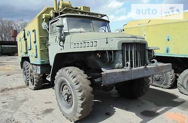 Вантажний фургон Урал 375 1991 в 