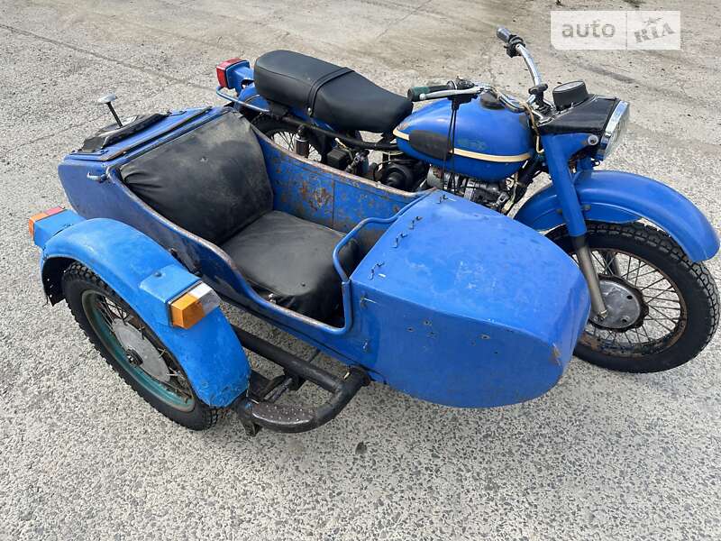 Мотоцикл з коляскою Урал 8103 1989 в Ужгороді