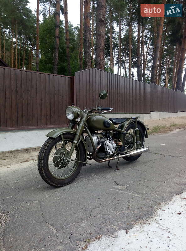 Мотоцикл Классик Урал M 1955 в Киеве