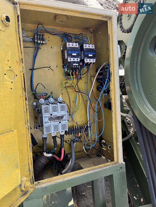 Дробарка (дробильна установка) Урал Урал 2005 в Тячеві