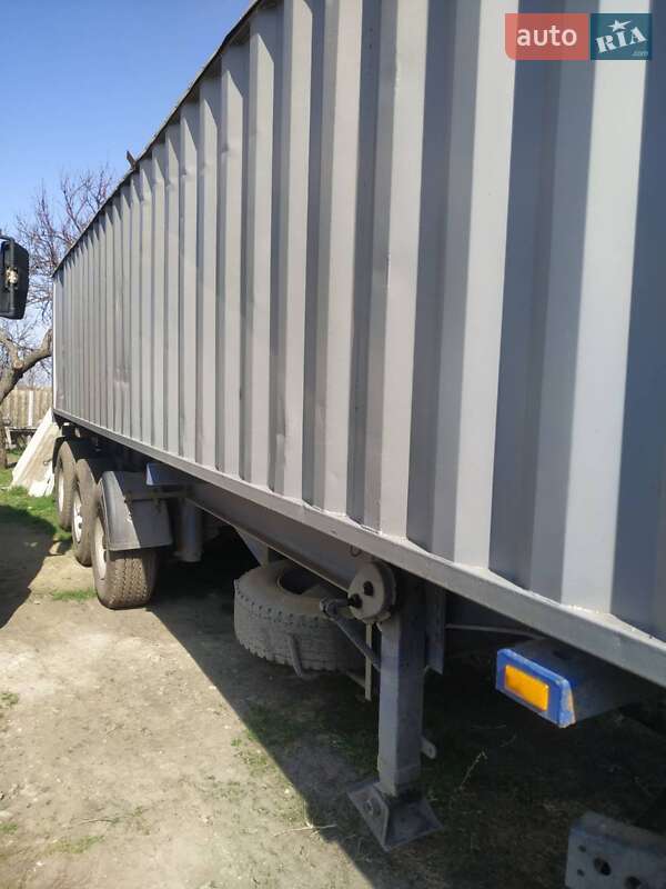 Зерновоз - полуприцеп Van Hool 3B0011 1988 в Сарате