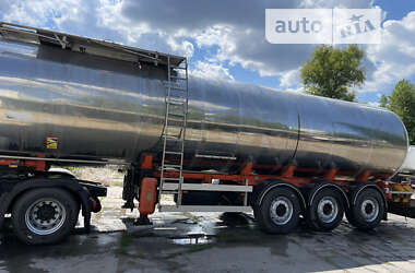 Цистерна полуприцеп Van Hool 3D0011 2001 в 
