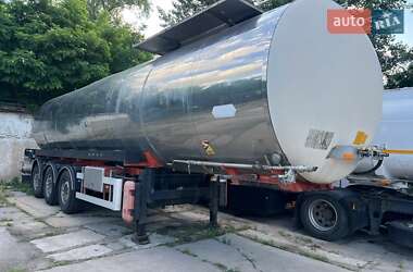 Цистерна напівпричіп Van Hool 3D0011 2001 в Кременчуці