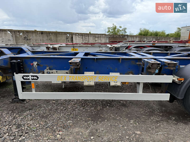 Контейнеровоз Van Hool 3В0070 2005 в Одессе фото 4 Контейнеровоз Van Hool 3В0070 2005 в Одессе