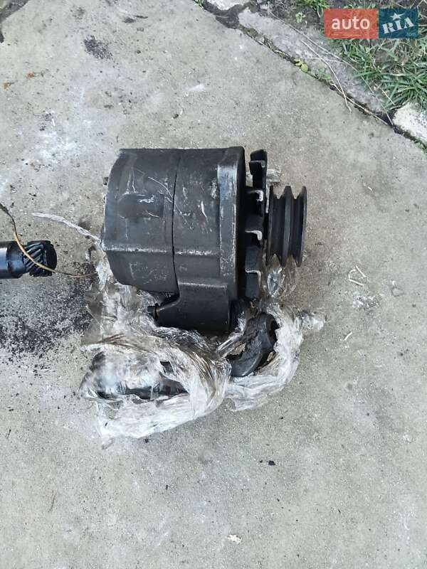 Пригородный автобус Van Hool 813 2000 в Стрые