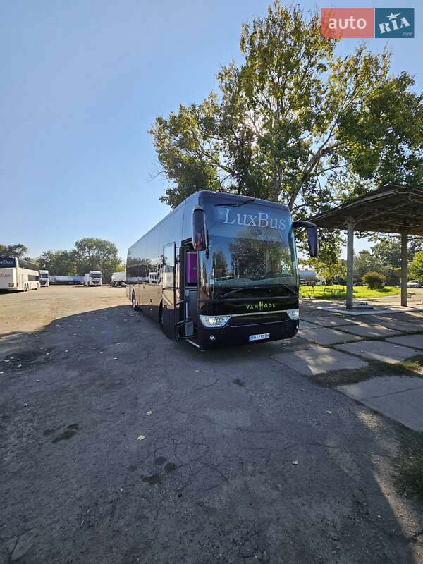 Туристический / Междугородний автобус Van Hool Acron 2013 в Измаиле