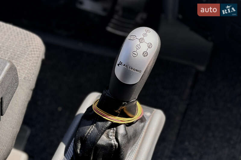 Туристичний / Міжміський автобус Van Hool Acron 2010 в Дніпрі фото 26 Туристичний / Міжміський автобус Van Hool Acron 2010 в Дніпрі