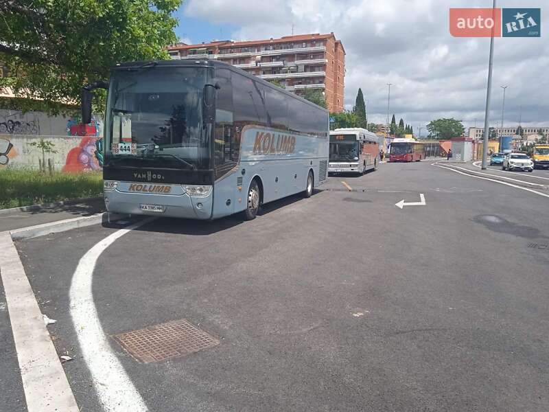Туристический / Междугородний автобус Van Hool Acron 2012 в 