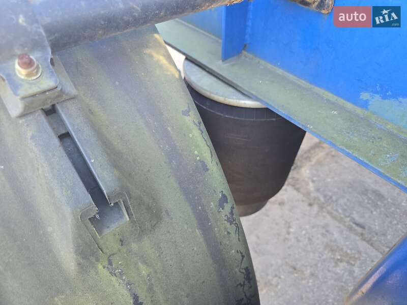 Контейнеровоз напівпричіп Van Hool Tank Container 2007 в Одесі