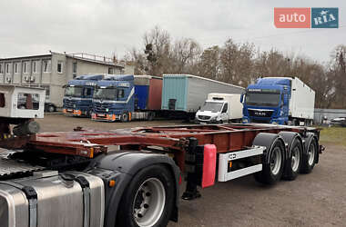 Контейнеровоз напівпричіп Van Hool Tank Container 2003 в Чернівцях