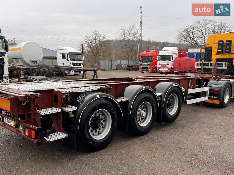 Контейнеровоз напівпричіп Van Hool Tank Container 2003 в Чернівцях фото 5 Контейнеровоз напівпричіп Van Hool Tank Container 2003 в Чернівцях