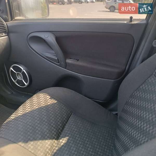 Универсал ВАЗ / Lada 1117 Калина 2012 в Киеве фото 5 Универсал ВАЗ / Lada 1117 Калина 2012 в Киеве