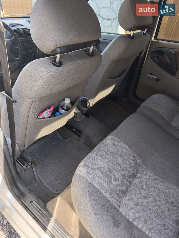 Универсал ВАЗ / Lada 1117 Калина 2011 в Кривом Роге