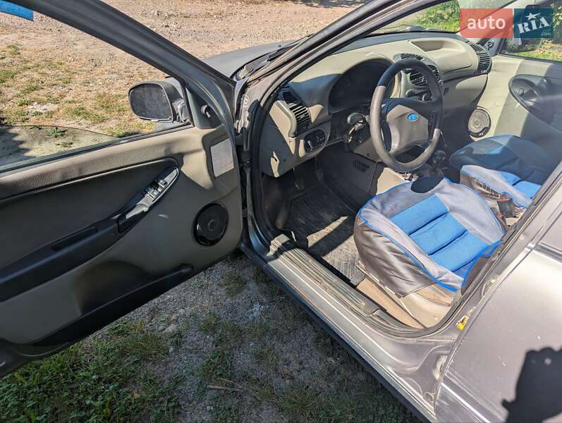 Универсал ВАЗ / Lada 1117 Калина 2008 в Конотопе