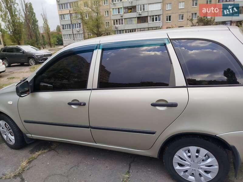 Универсал ВАЗ / Lada 1117 Калина 2010 в Каменском