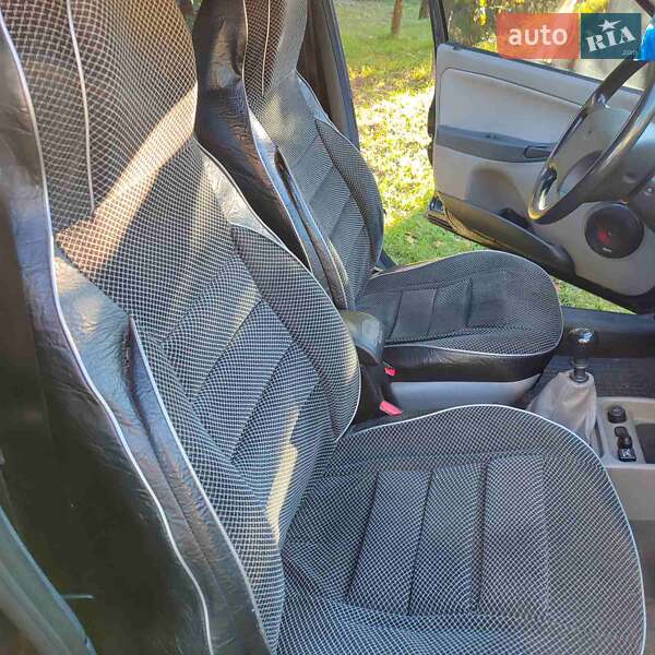 Универсал ВАЗ / Lada 1117 Калина 2008 в Киеве