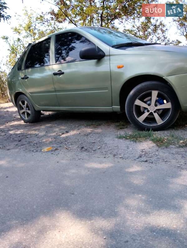 Универсал ВАЗ / Lada 1117 Калина 2008 в Днепре фото 5 Универсал ВАЗ / Lada 1117 Калина 2008 в Днепре