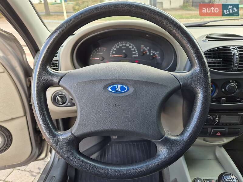 Универсал ВАЗ / Lada 1117 Калина 2008 в Запорожье