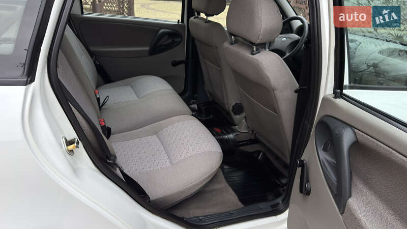 Универсал ВАЗ / Lada 1117 Калина 2009 в Кременчуге