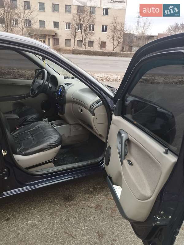 Универсал ВАЗ / Lada 1117 Калина 2009 в Чернигове