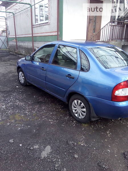 Седан ВАЗ / Lada 1118 Калина 2006 в Мукачевому