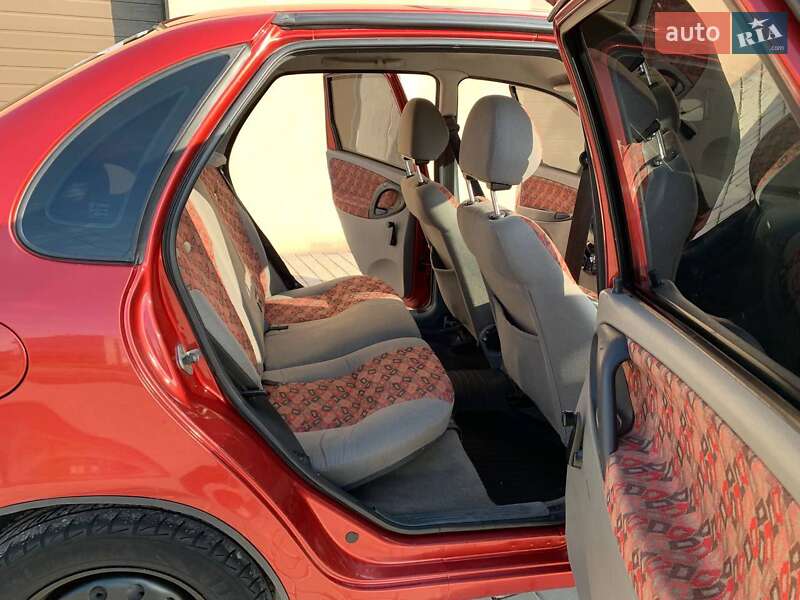 Седан ВАЗ / Lada 1118 Калина 2008 в Каменец-Подольском