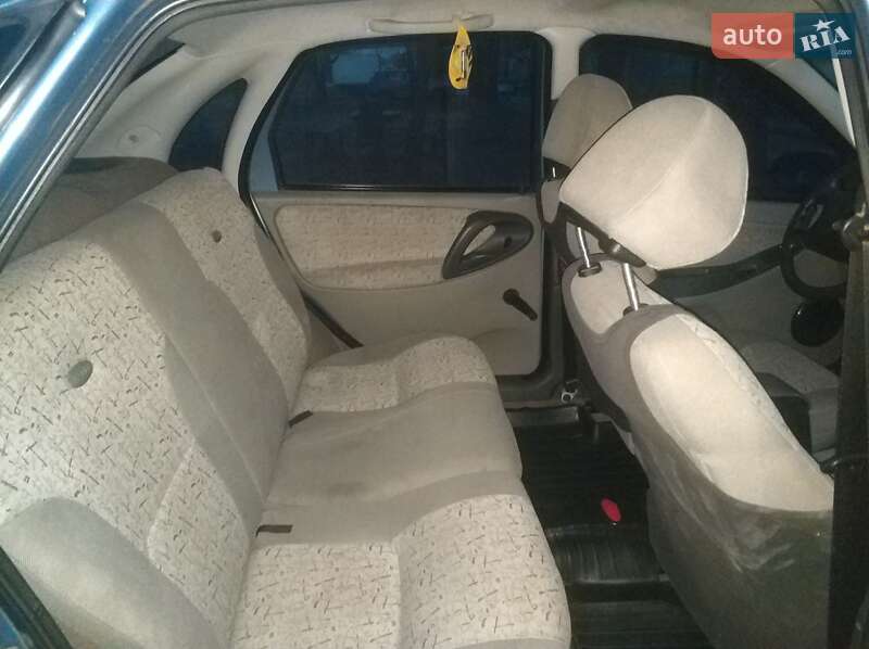 Седан ВАЗ / Lada 1118 Калина 2006 в Харькове