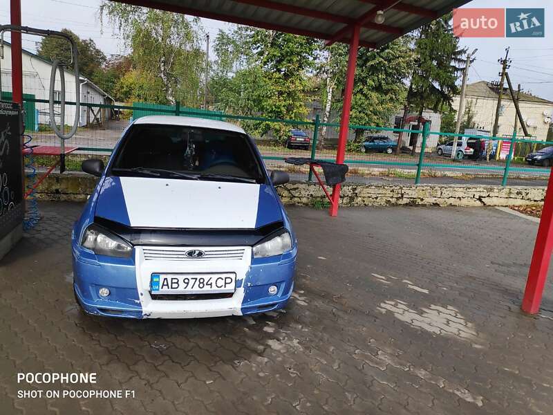 Седан ВАЗ / Lada 1118 Калина 2006 в Тростянце