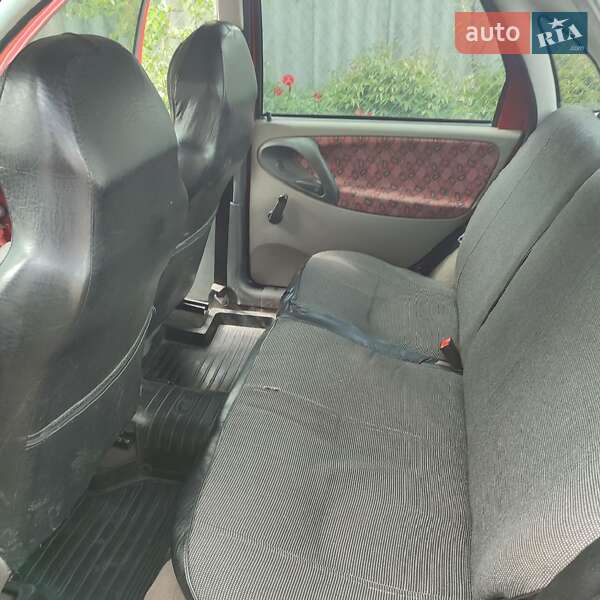 Седан ВАЗ / Lada 1118 Калина 2006 в Новоукраинке