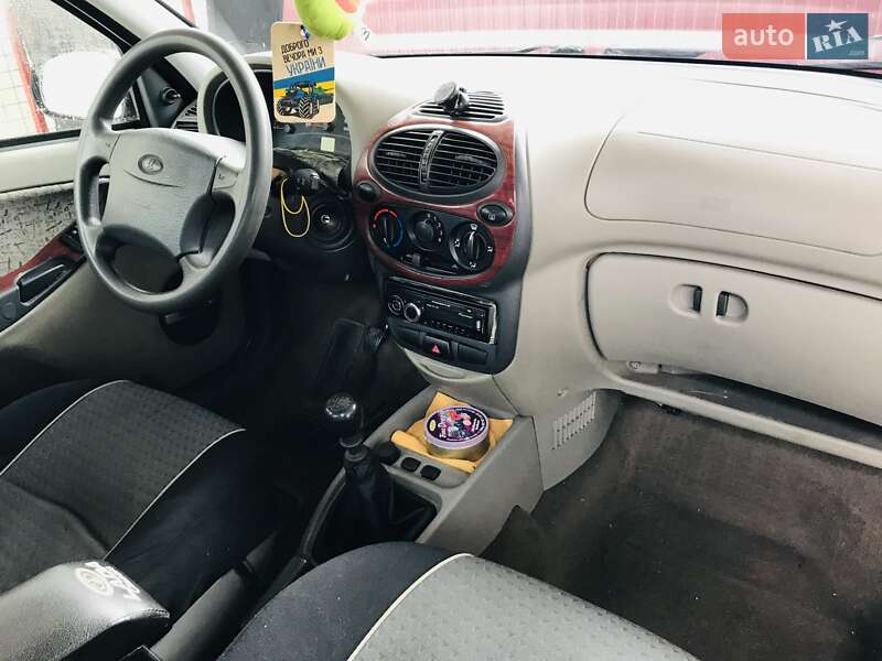 Седан ВАЗ / Lada 1118 Калина 2008 в Новом Роздоле