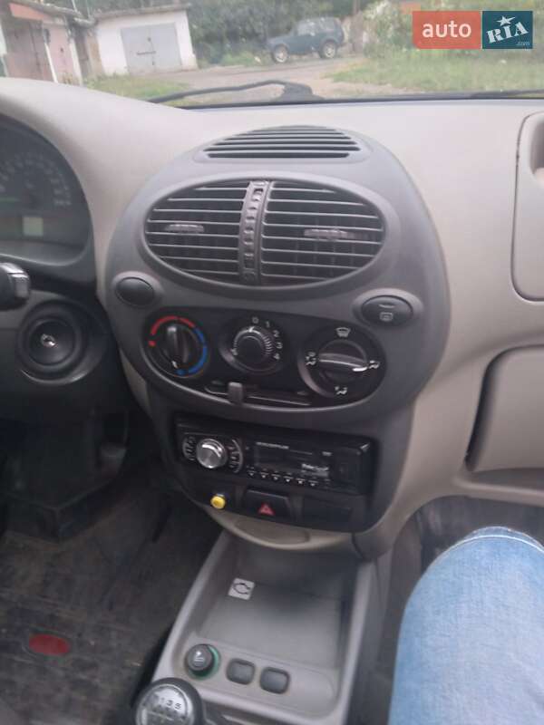 Седан ВАЗ / Lada 1118 Калина 2006 в Голованівську