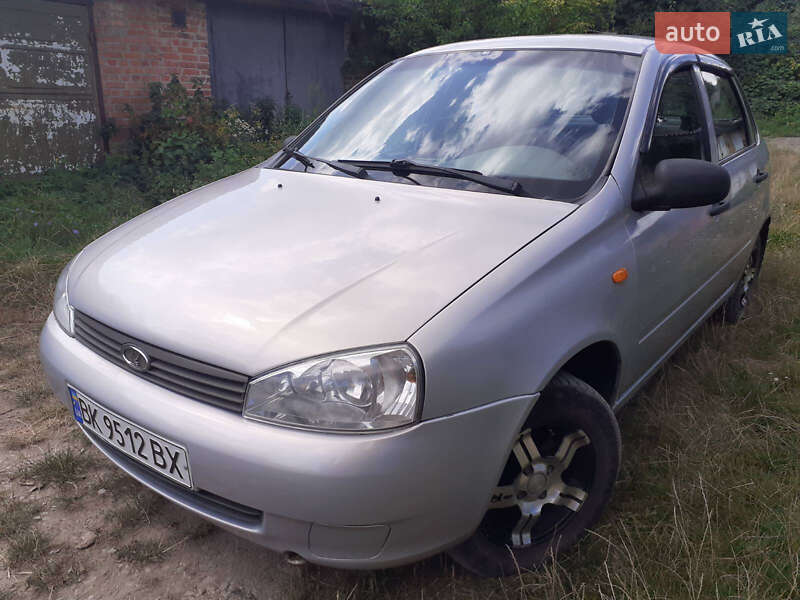 Седан ВАЗ / Lada 1118 Калина 2008 в Здолбунове