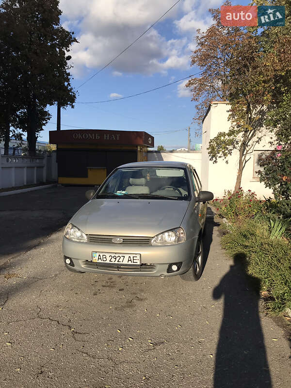 Седан ВАЗ / Lada 1118 Калина 2006 в Броварах фото 2 Седан ВАЗ / Lada 1118 Калина 2006 в Броварах