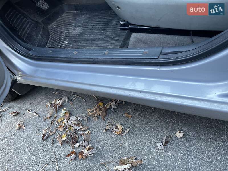 Седан ВАЗ / Lada 1118 Калина 2006 в Киеве