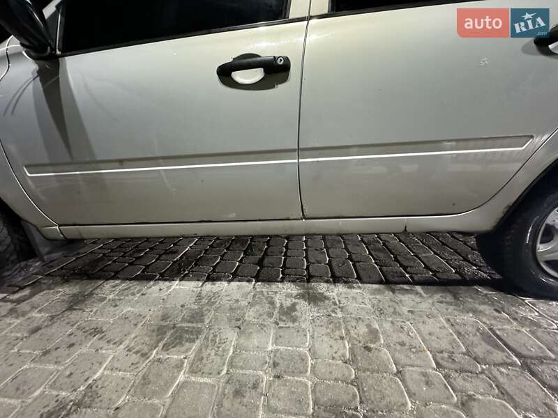 Седан ВАЗ / Lada 1118 Калина 2008 в Днепре