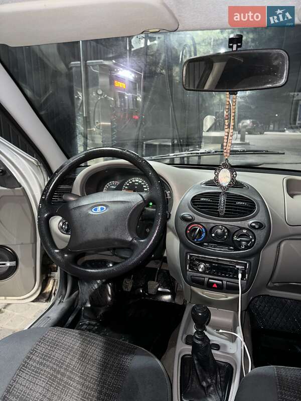 Седан ВАЗ / Lada 1118 Калина 2008 в Днепре