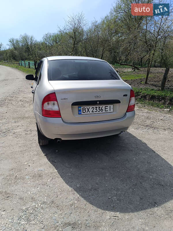 Седан ВАЗ / Lada 1118 Калина 2007 в Дунаевцах