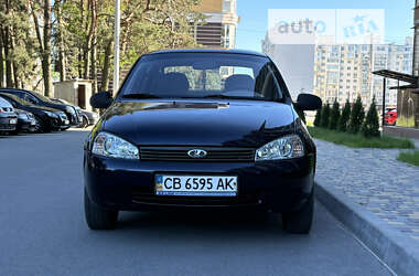 Седан ВАЗ / Lada 1118 Калина 2008 в Чернигове