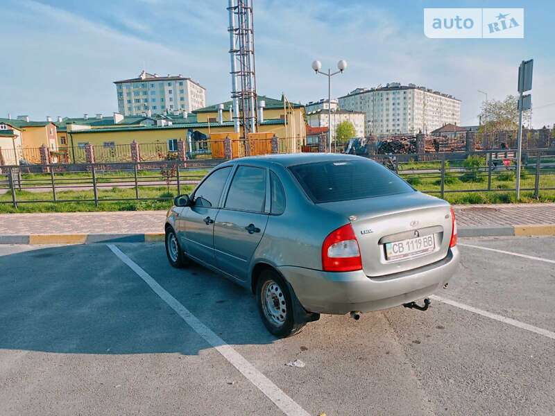 Седан ВАЗ / Lada 1118 Калина 2008 в Киеве